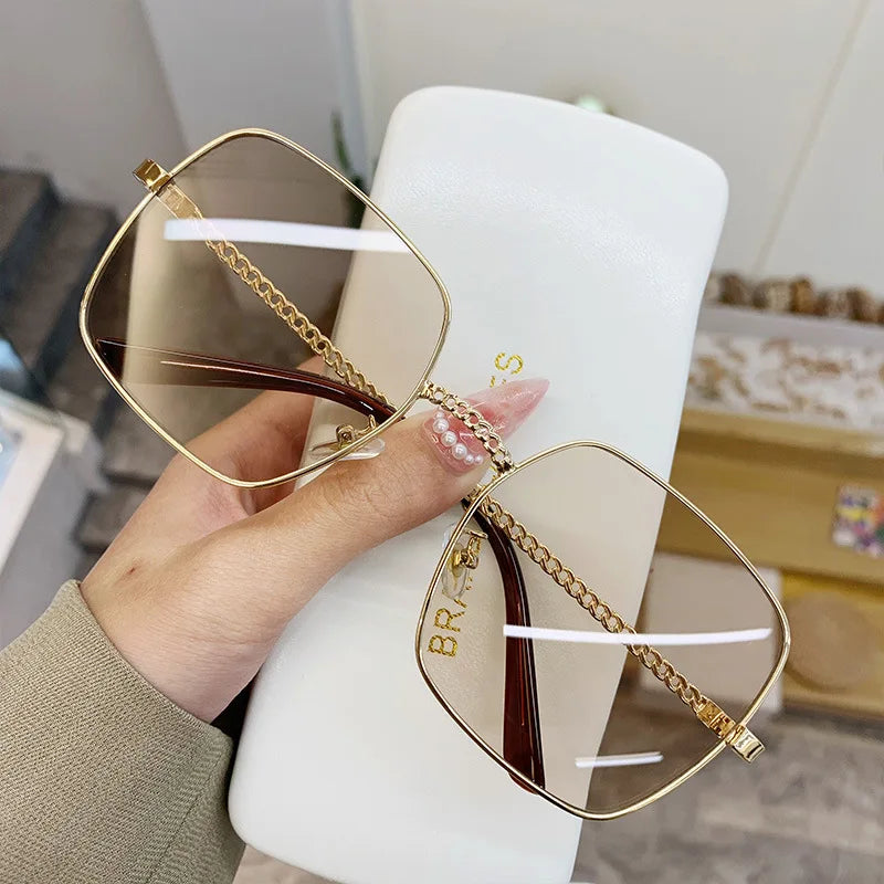 Classic Oversize Sunglass