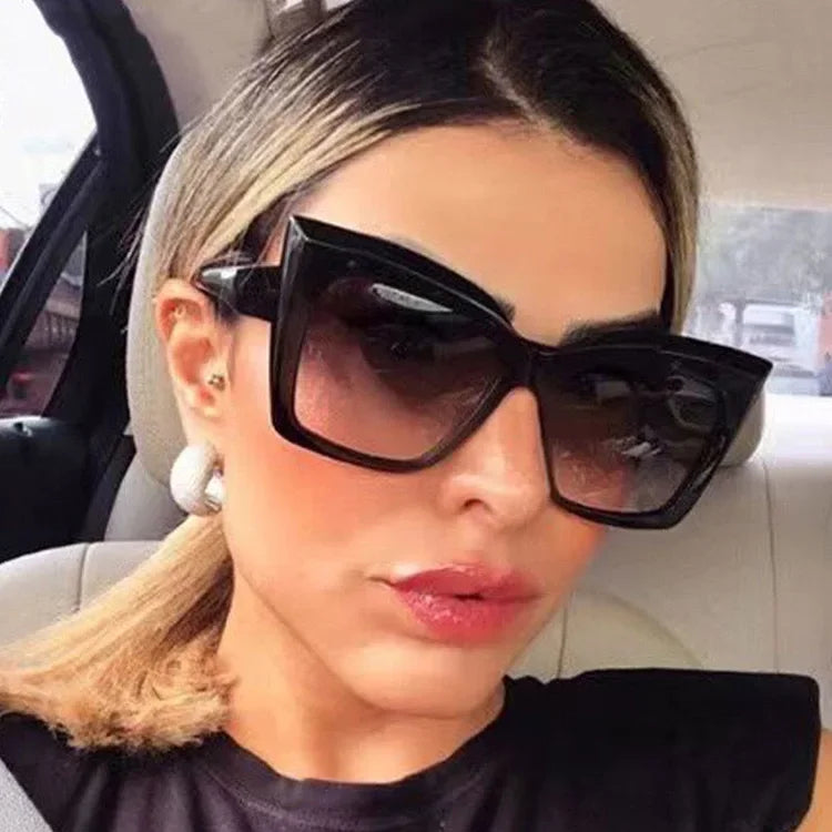 Oversized Cat Eye Sunglass